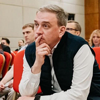 Александр Тупицын